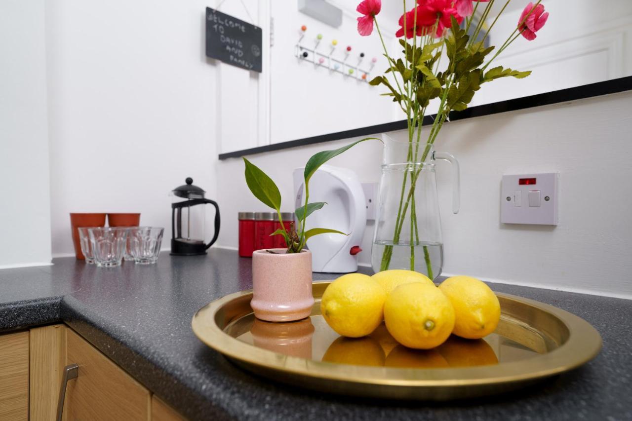 Central Hackney Apartment London Exterior photo